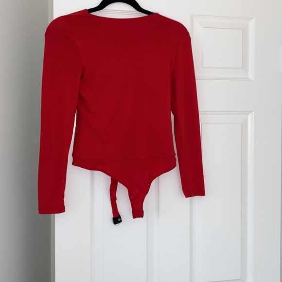 Set of three bodysuits - Picture 2 of 3